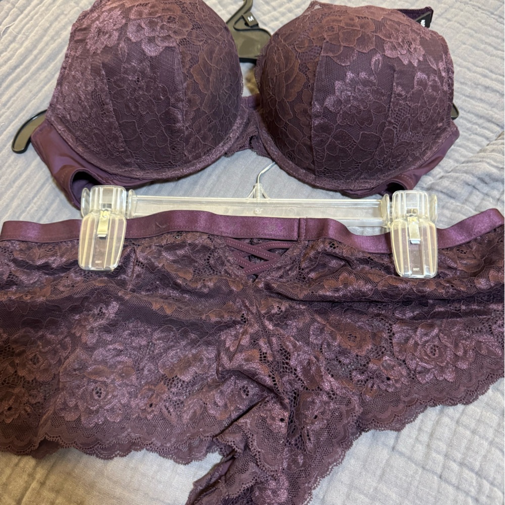 NWT Torrid Lace Bra & Panty Set - 2X